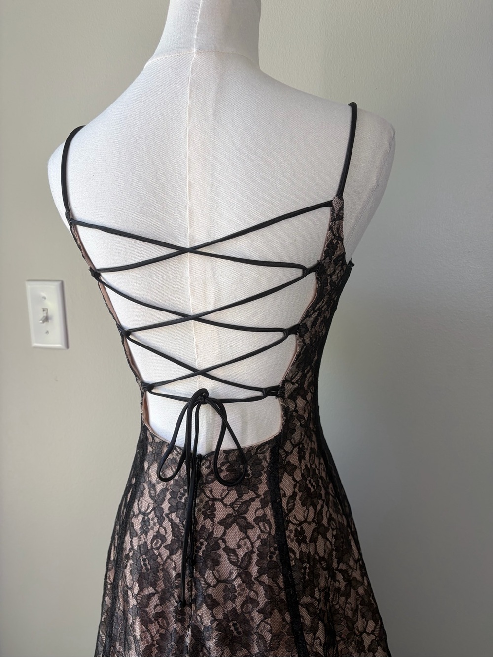 Vintage City Triangles Black Lace Overlay Nude Lace Up Gown Romantic 90s Prom - Picture 5 of 13